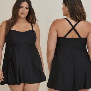 NWT Torrid 1 Convertible Strap Wireless Black Swim Dress w/ Brief, Size 1x 14 16